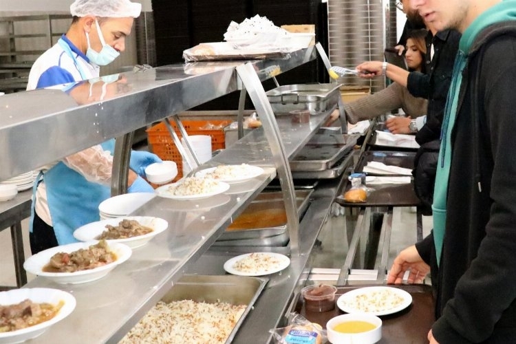 Milli Eğitim Bakanlığı'ndan 2 milyona yakın öğrenciye ücretsiz yemek