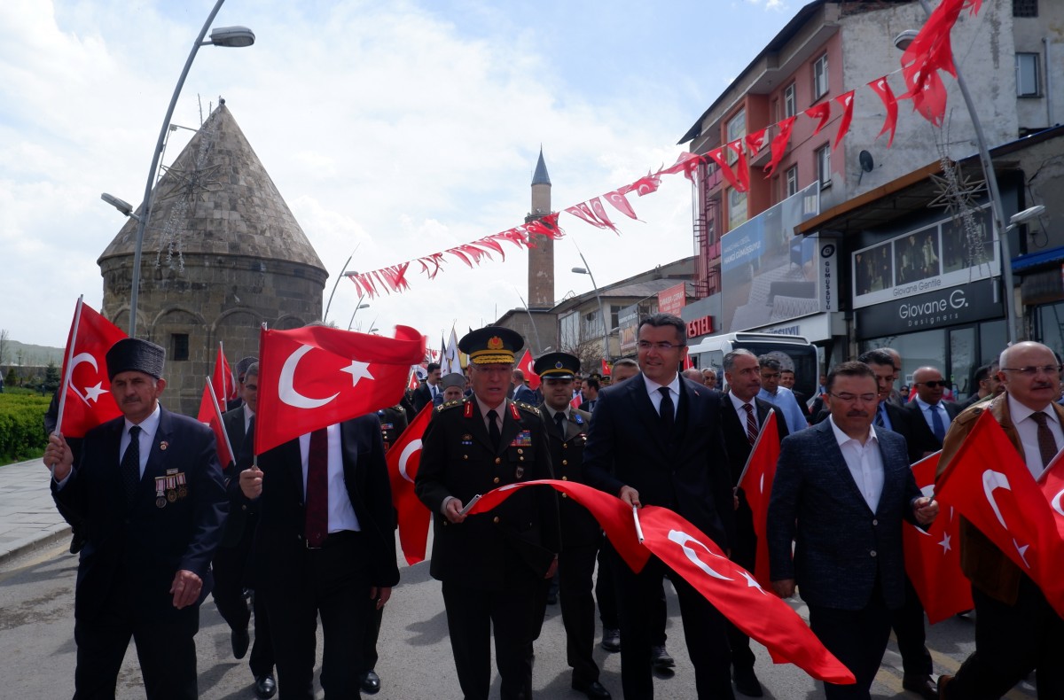 Erzurum’da 19 Mayıs Coşkusu